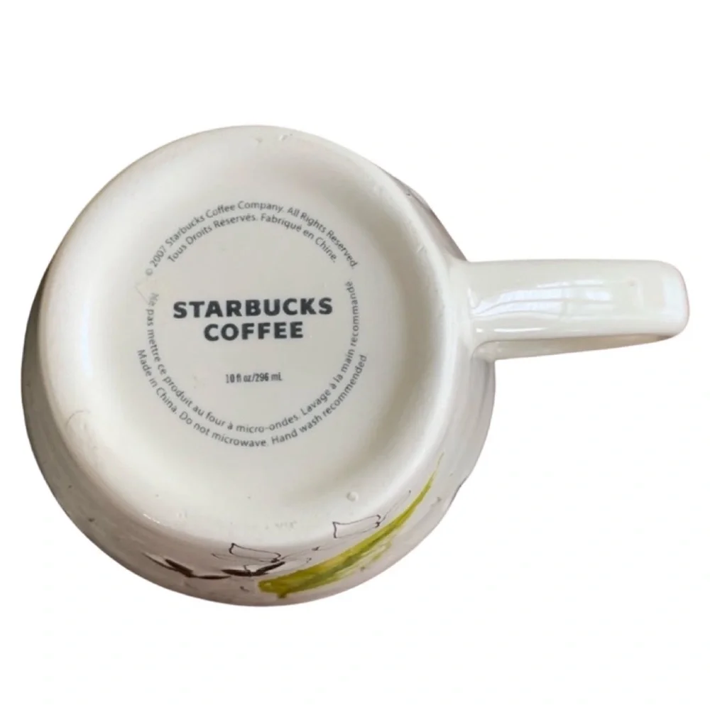 Starbucks Vintage Set of Four Cups & Saucers 2007 Retired Pattern Autumn Leaves